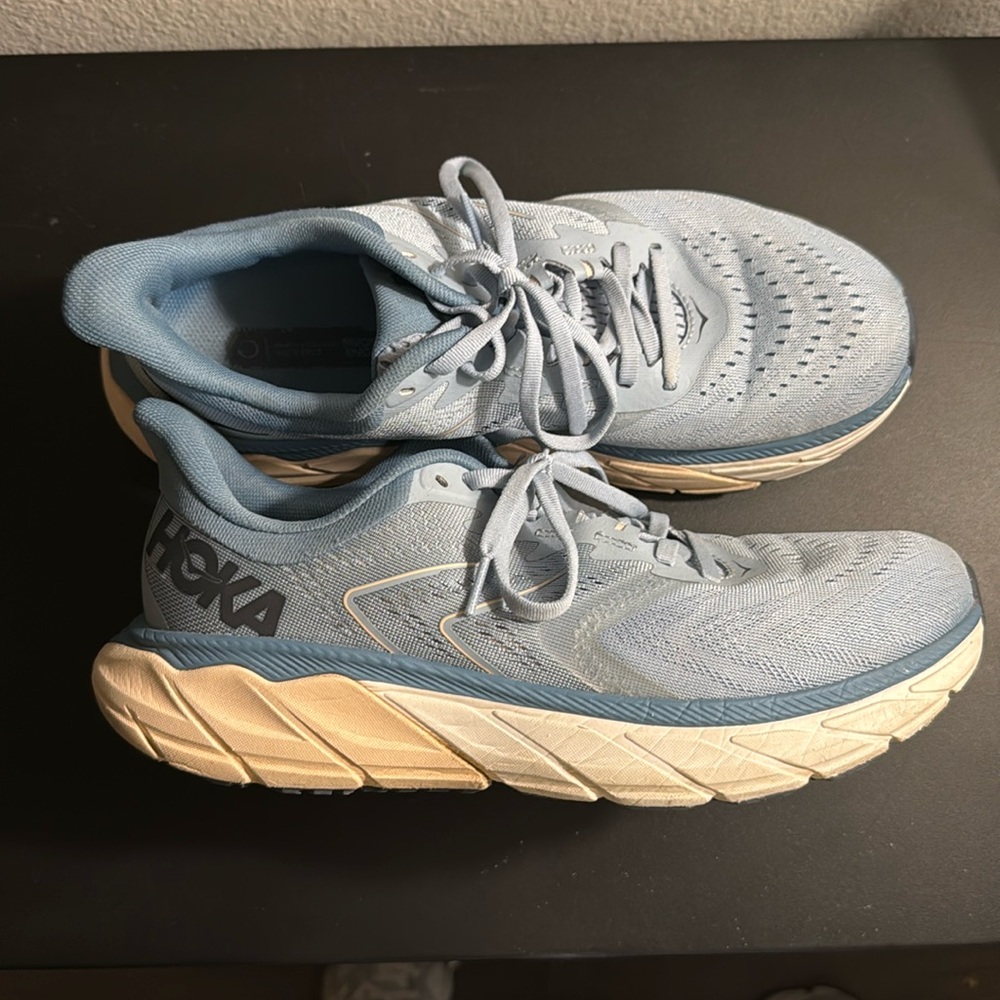 hoka ahari 5 tennis shoes!